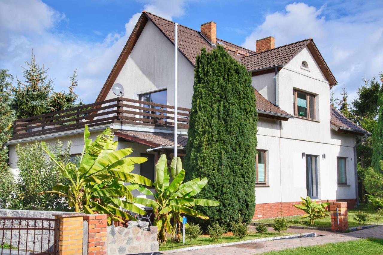 Ostseeferienhaus Oberes Apartment Monkebude Bagian luar foto